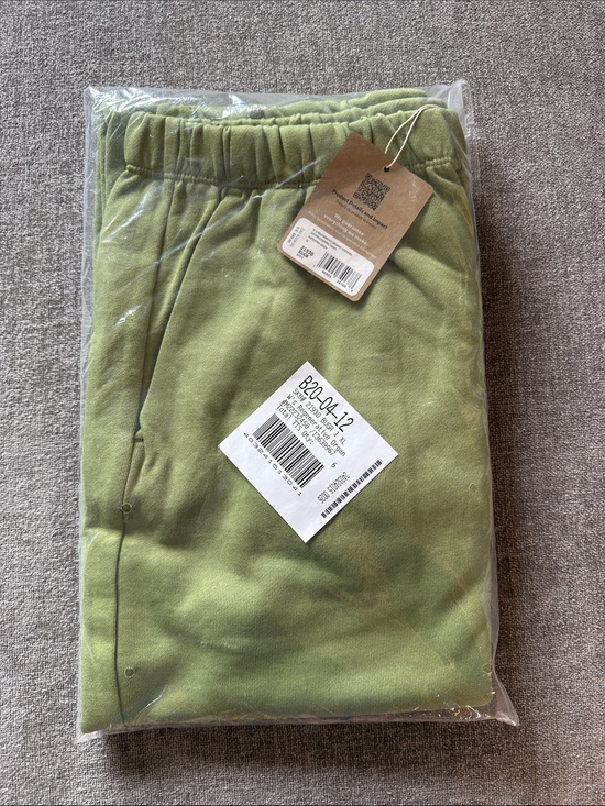 Patagonia Pants - Patagonia Olive Green Straight Leg Pants